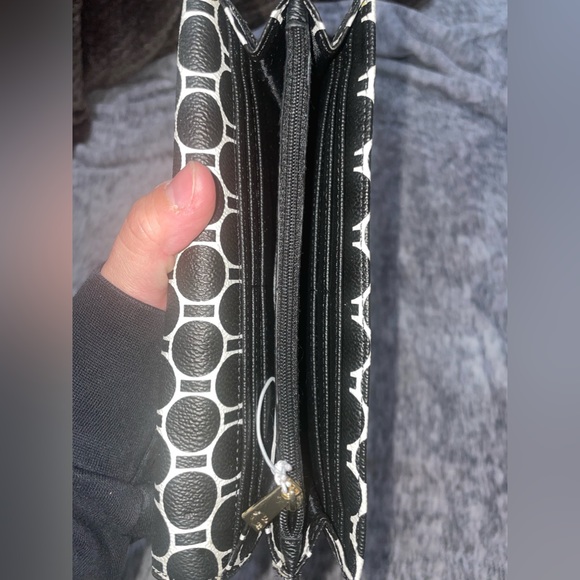 Wallet - Picture 7 of 9